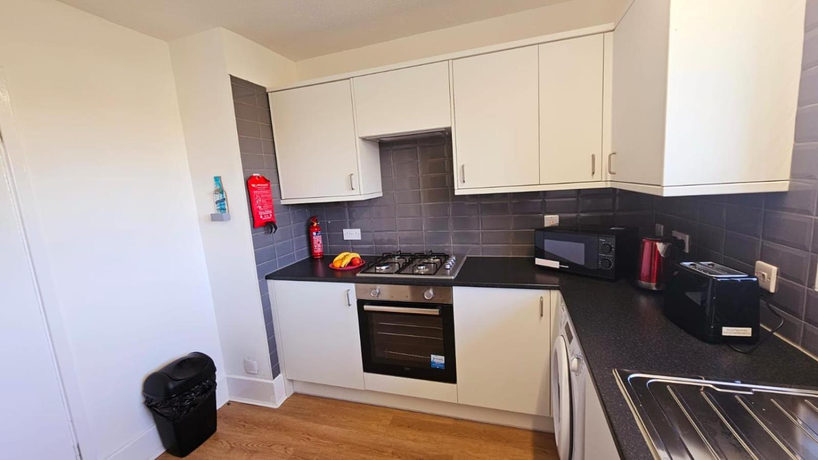 Excel O2 Stunning Large 3 Bedroom Apartment With Balcony ロンドン エクステリア 写真