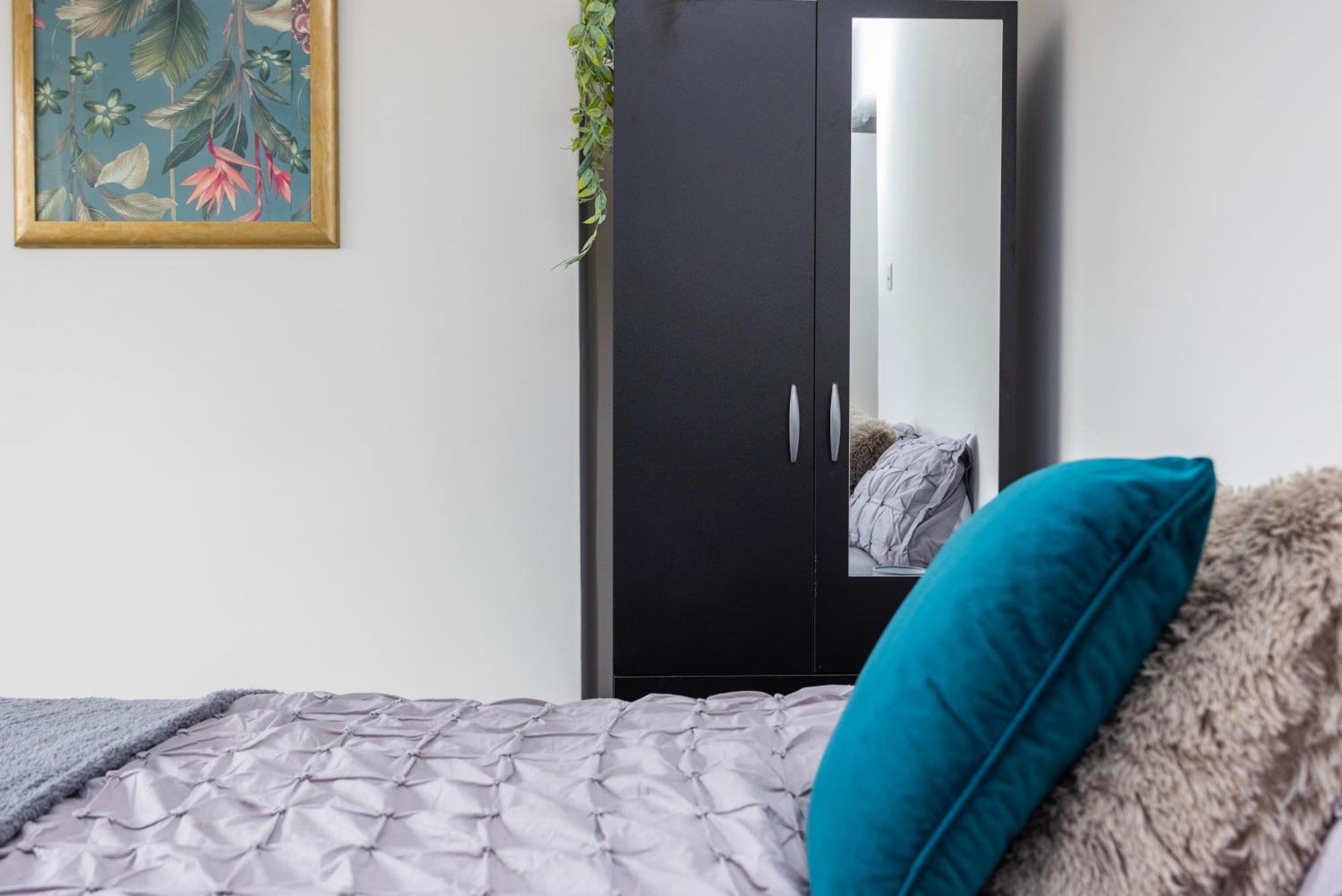 Excel O2 Stunning Large 3 Bedroom Apartment With Balcony ロンドン エクステリア 写真